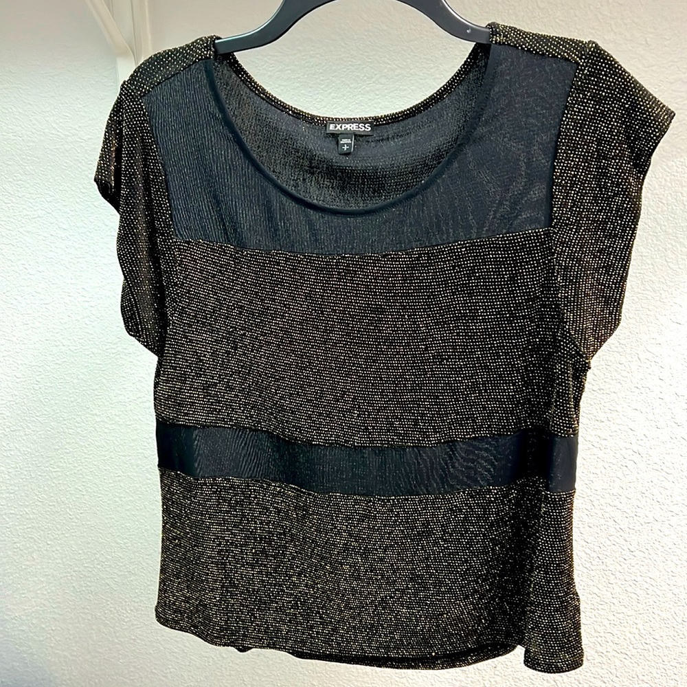 Express holiday black and gold sparkle top. Size Small.